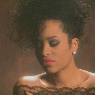 收听 Miki Howard、观看音乐视频、阅读小传、查看巡演日期等 ！